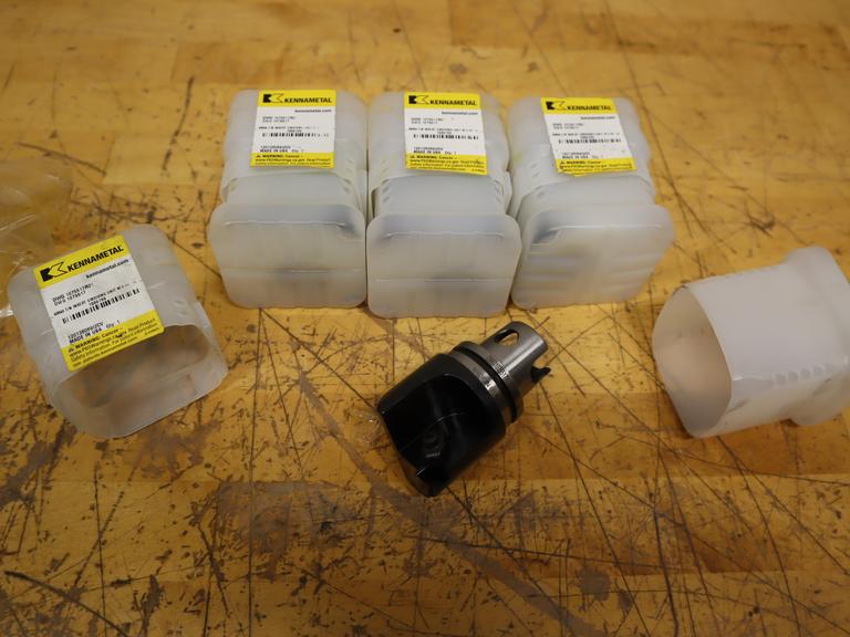 Kennametal DWG 1075517R01 KM40 # 2 Grooving Heads (4pcs), Fit on KM-LOC Quick Change Tool Holders *** All New In Packages***