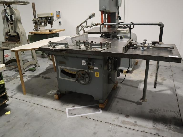 Tannewitz XJS Sliding Table Saw with 0-45 Degree Blade Tilt, 16" Blade and Accessories