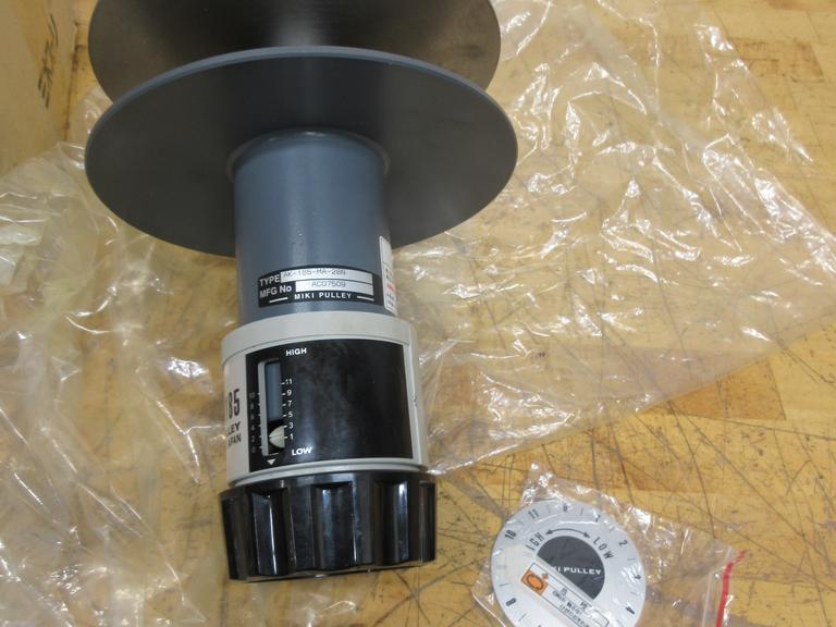 Miki Pulley AK-185-MA-28N Adjustable Belt Speed Control Clutch ***New In Box***