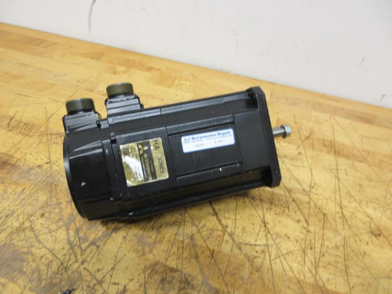 Mitsubishi AC Servo Motor Mfg Part #HA80 NC-5
