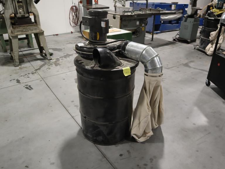 Cincinnati Fan 200S/T1 55 Gal Barrell Dust Collector