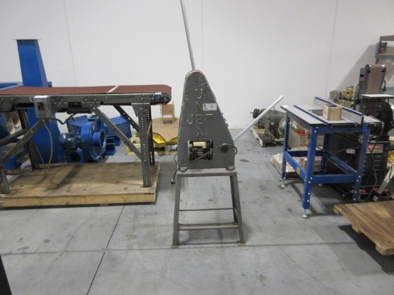 Unex Jet Manual Molder Machine on Metal Stand