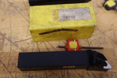 Kennametal/Sandvik 1" Inserted Facing Turning Tool Holders (7pcs) **New In Packs**
