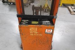 Economy CWF-56-26 Electric Straddle Pallet Stacker