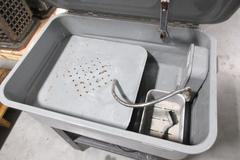 Central Machinery 20 Gallon Parts Washer with Pump and  Metal Stand