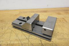 Starrett No. 581 3" Tool Makers Vise 4.5" Max Opening 2.5" Height