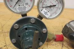 Smiths Oxy Acetylene Torch, Regulator, Nozzles, Tip Cleaners and Flint Stones