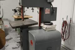 DoAll 2013-V Vertical Bandsaw 20" Variable Speed, Welder Grinder