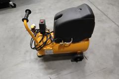 Bostitch CAP1560, 6 Gallon 120 PSI Portable Air Compressor