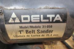 Delta 31-050 1" Wide Belt Sander with Assorted Belts