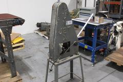 Unex Jet Manual Molder Machine on Metal Stand