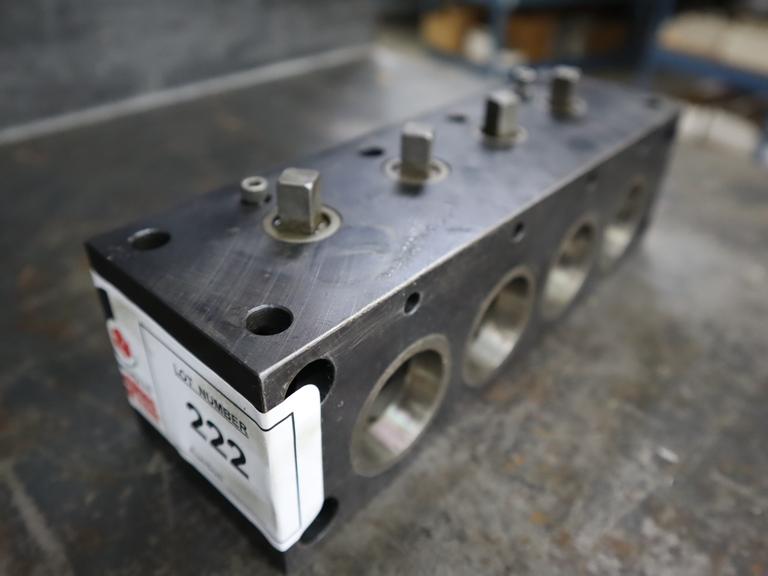 5C Collet 4 Place Manual Locking Fixture Block