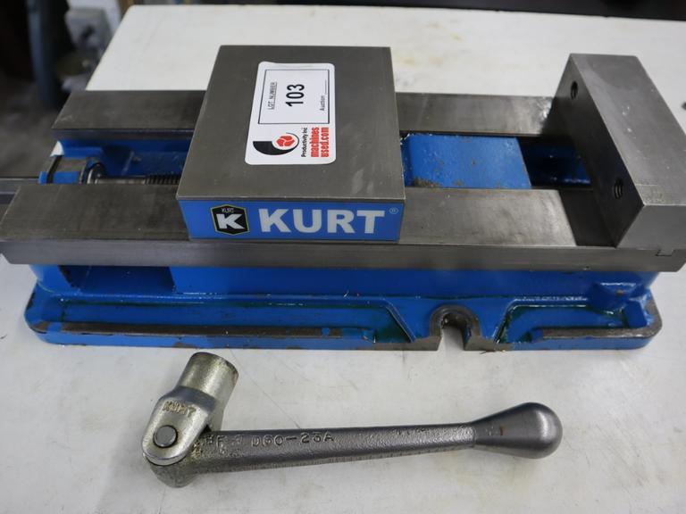 Kurt D688 6" Machine Vise with Steel Step Jaws and Handle