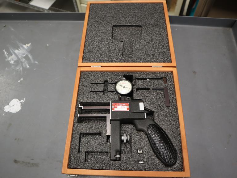 Starrett 1175 Dial Indicator Groove Gage, .375-6" Range, .0005" Graduation, In Wood Case