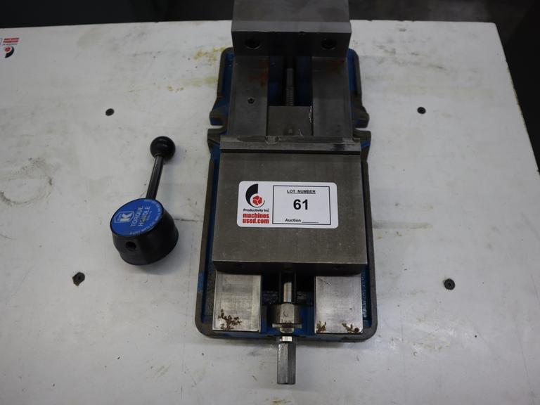 Kurt D688 6" Machine Vise, Streel Jaws, Torque Handle