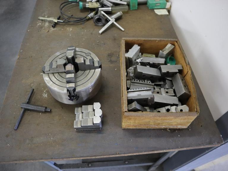 4-Jaw Chuck, 8" with 2-1/8" Hole, Assorted Chuck Jaws, D1-4" Camlock Back