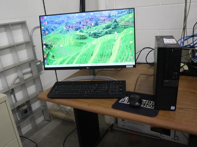 Dell OPtiplex 7070 D11S Desktop Computer, LG 27" Monitor, Keyboard, Mouse