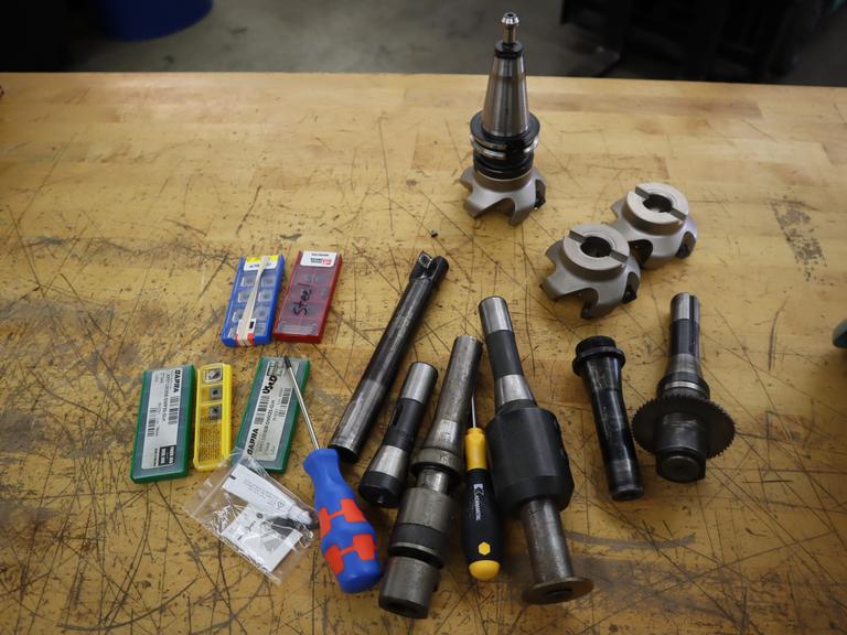 CAT40 Tool Holder with 3" Shell Mills, R8 Assorted Tool Holders, 1" Shell Mill with Inserts
