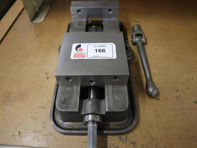 Kurt D-60 6" Machine Vise with Handle