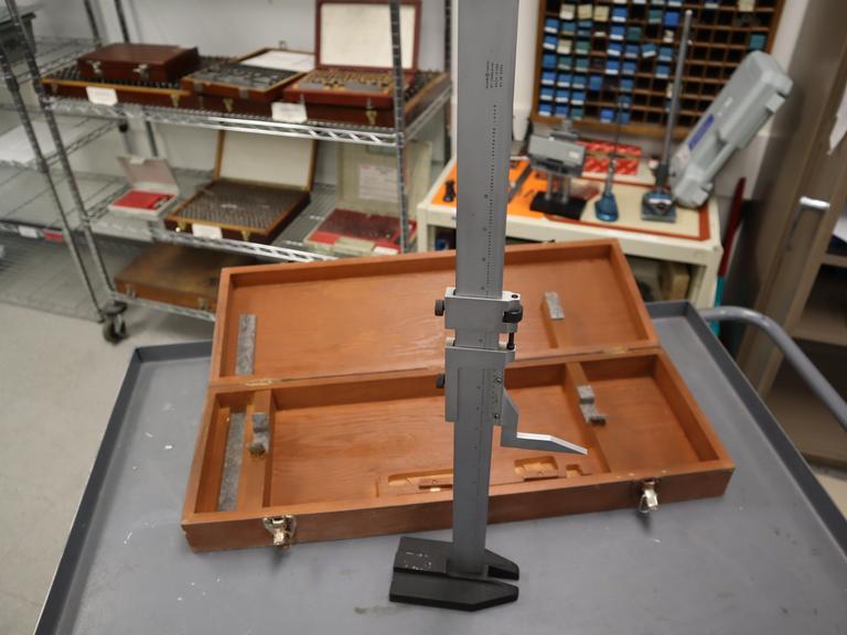 Scherr Tumico 18" Verneer Height Gage in Wood Case