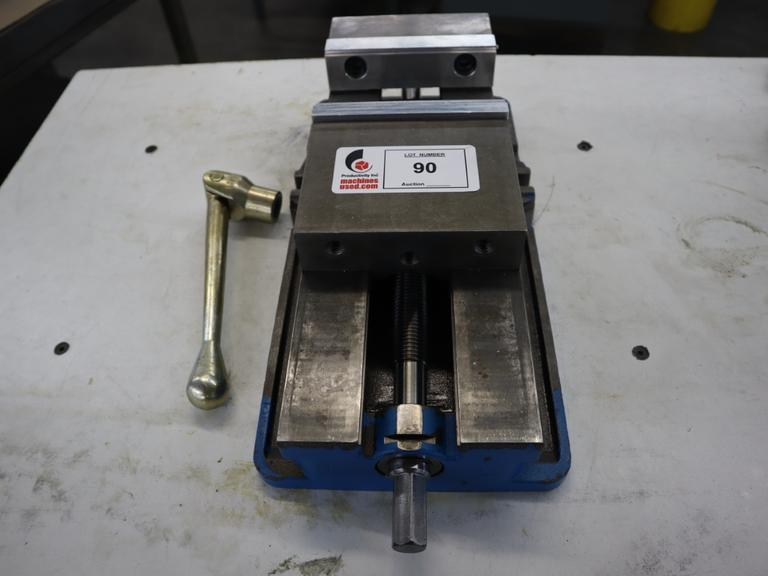 Kurt D688 6" Machine Vise with Aluminum Soft Jaws and Handle