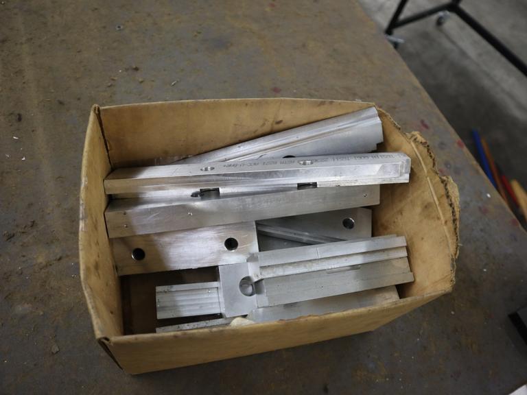 Vise Jaws for 6" Machine Vises, Aluminum