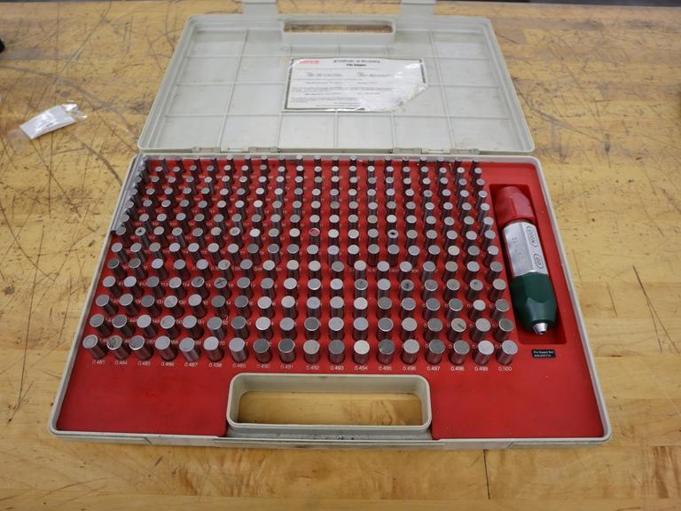 SPI M2 Minus Pin Plug Gage Set, .251-.500", 250 Pieces, Class ZZ with Case