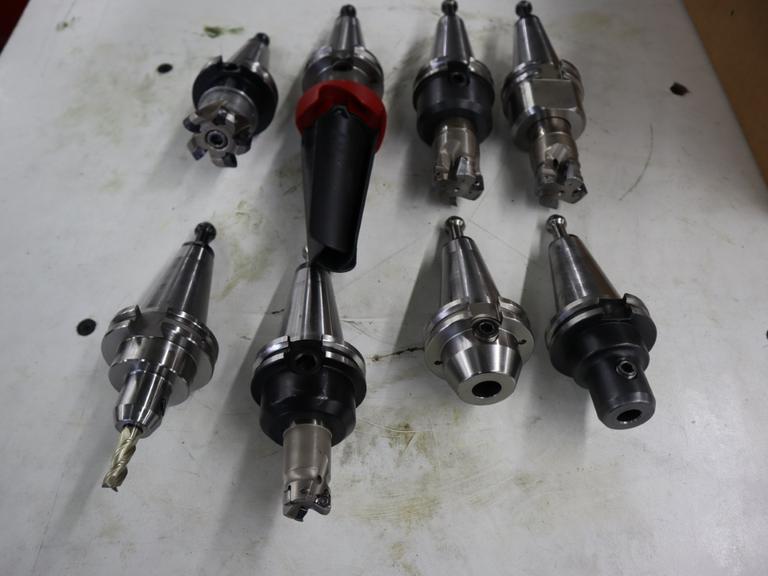 CAT40 Tool Holders (8pcs) End Mill Type with Assorted Shell Mills and Chip Fan