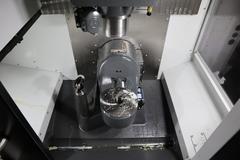 Haas UMC-400SS CNC 5-Axis Vertical Machining Center, Ct40, 12K RPM, 30 ATC, Probing, 230mm Diameter Work Platter, High Speed Machining, Programmable Coolant Nozzle, Chip Auger