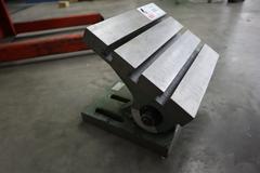 Adjustable T-Slotted Cast Iron Angle Plate