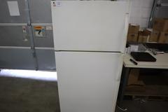 Kenmore Fridge Freezer Combo with Adjustable Shelves
