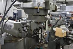 Bridgeport Series I 2HP Vertical Milling Machine, 9" x 42" Table, Variable Speed, Acu-Rite III 2 Axis DRO, Power Table Feed