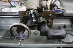 Hardinge HLV-H Toolroom Lathe, Variable Speed Spindle, Power Feeds, Threading, 5C Closer, Chucks