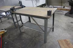 Work Bench with (2) 40 Taper Tool Vises