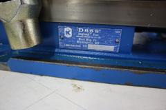 Kurt D688 6" Machine Vise, Steel Jaws, Handle