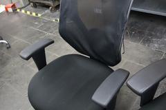 Matching Black Office Chairs (5)
