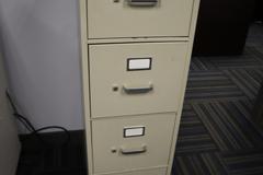 Hon 4 Drawer File Cabinet