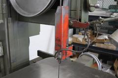 Grob 4V-18 Vertical Band Saw, 18" Throat, Blade Welder | Grinder, Variable Band Speed, Tilting Work Table w Pneumatic Feed