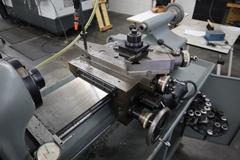 Hardinge HLV-H Toolroom Lathe, Variable Speed Spindle, Power Feeds, Threading, 5C Closer, Chucks