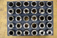 Hardinge 5C Collets in Metal Divider Rack (30)