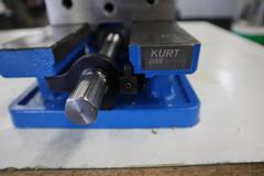 Kurt DX6 6" Machine Vise with Hard Jaws and Handle