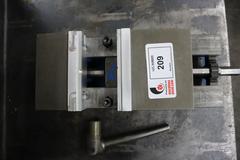 Kurt 3600V 6" Machine Vise, Side or Flat Mounting, with Aluminum Jaws and Handle