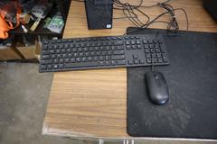 Dell OPtiPlex 5070 Desktop Computer with Keyboard and Mouse - Need  Monitor-System Info in Photos