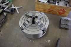 4-Jaw Chuck, 8" with 2-1/8" Hole, Assorted Chuck Jaws, D1-4" Camlock Back