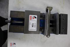 Kurt DX6 6" Machine Vise with Hard Jaws and Handle