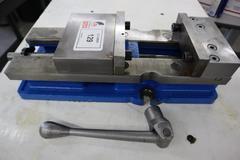 Kurt DX6 6" Machine Vise with Hard Jaws and Handle