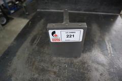 Cast Iron Angle Plate 4.5" x 6" x 5"