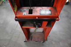 Economy Model MV-54 Rolling Manual Die Lift Cart, 750 lb Capacity, 18" Load Center, 54" Max Lift Height