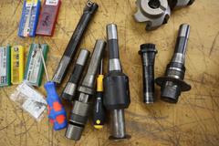 CAT40 Tool Holder with 3" Shell Mills, R8 Assorted Tool Holders, 1" Shell Mill with Inserts