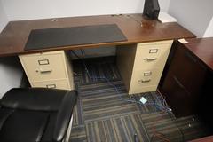 Desk with Return, 2 Hon 2-Drawer File Cabinets, Office Chair and Contents